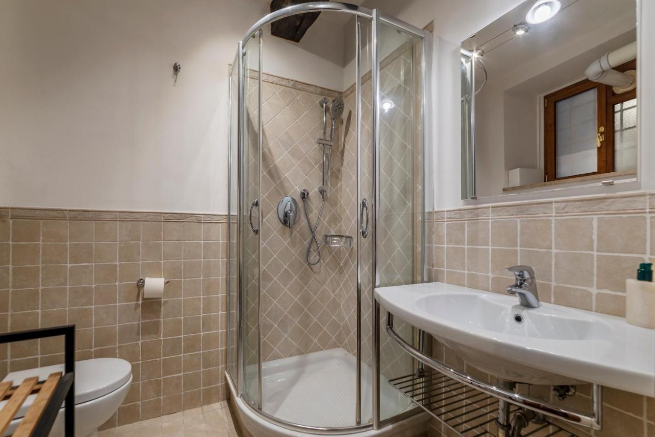 Heart Of Trastevere Studio Flat Rome Bagian luar foto