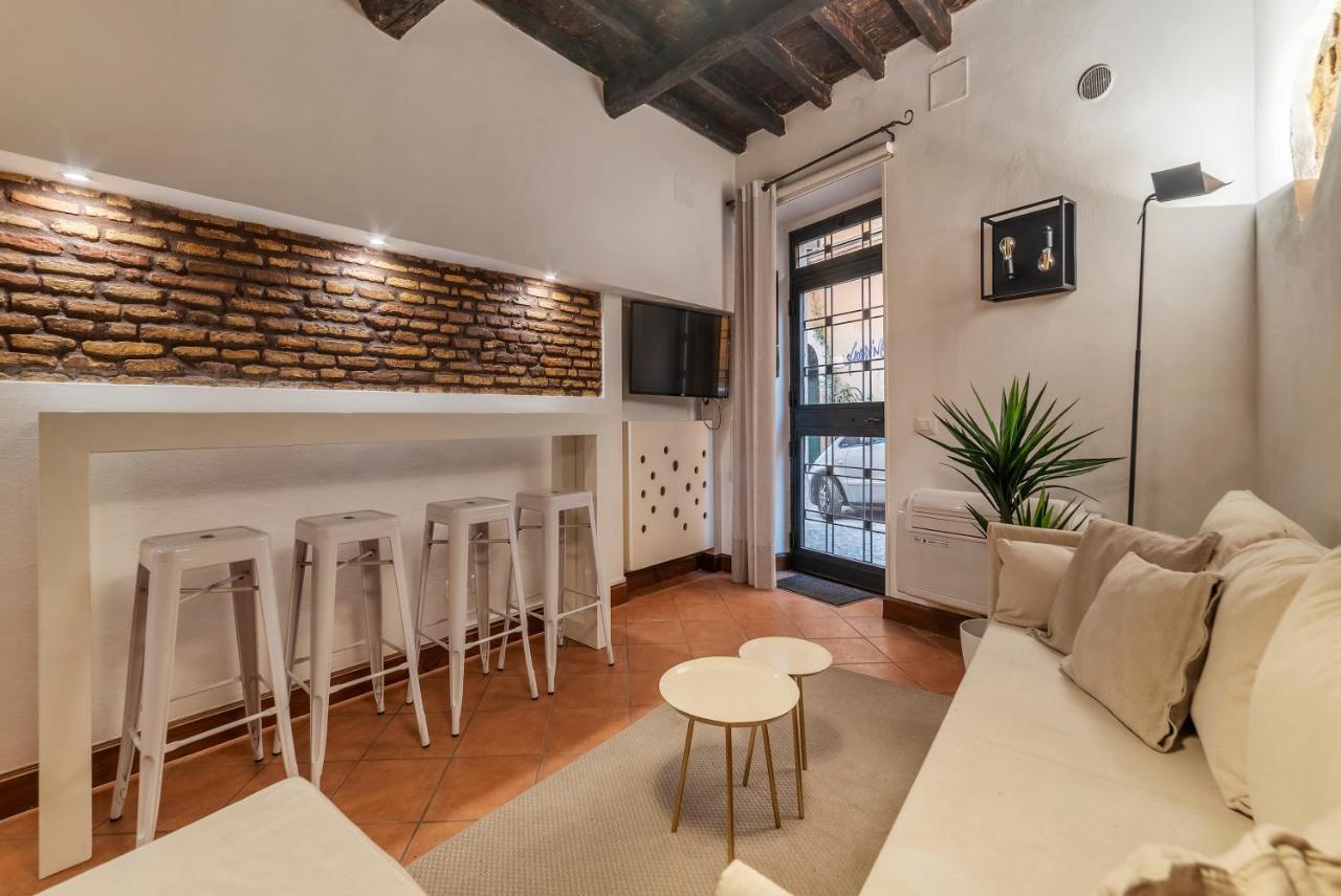 Heart Of Trastevere Studio Flat Rome Bagian luar foto